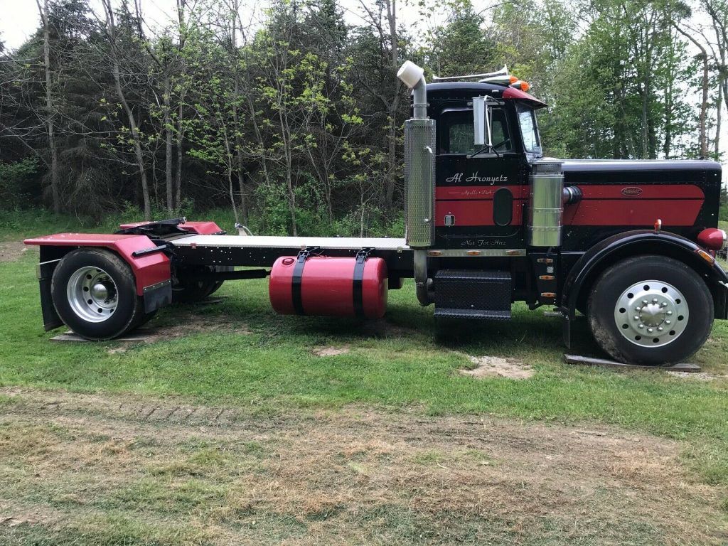 restored 1978 Peterbilt 359 truck