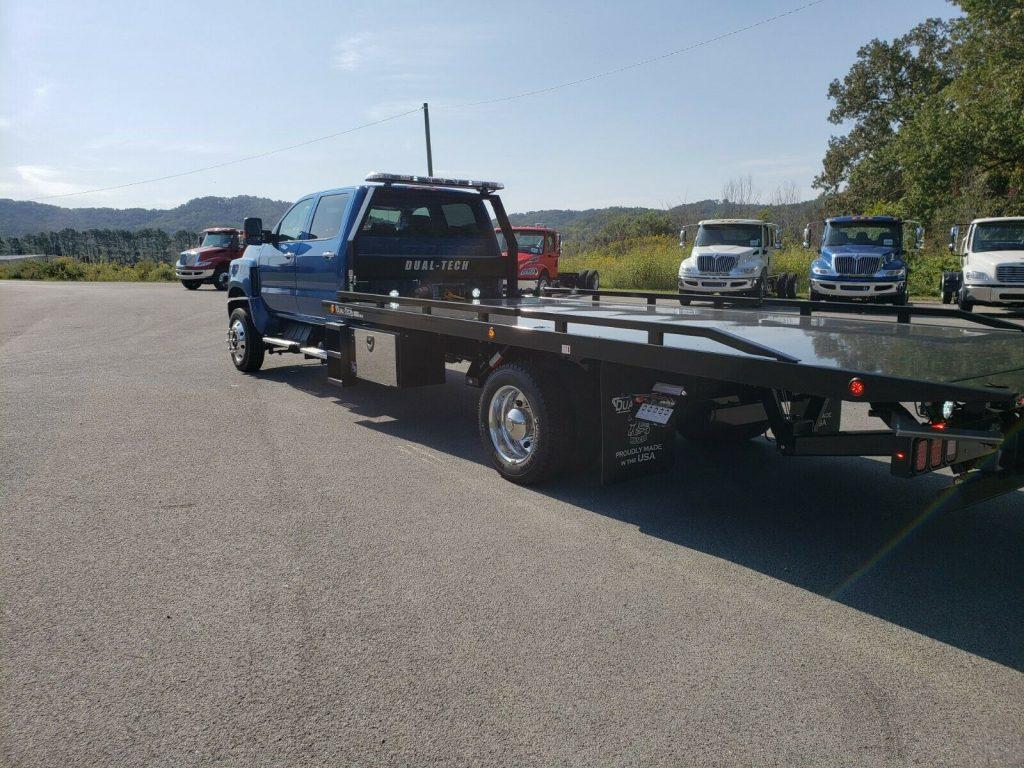 2019 International CV Crew Cab truck [well equipped]