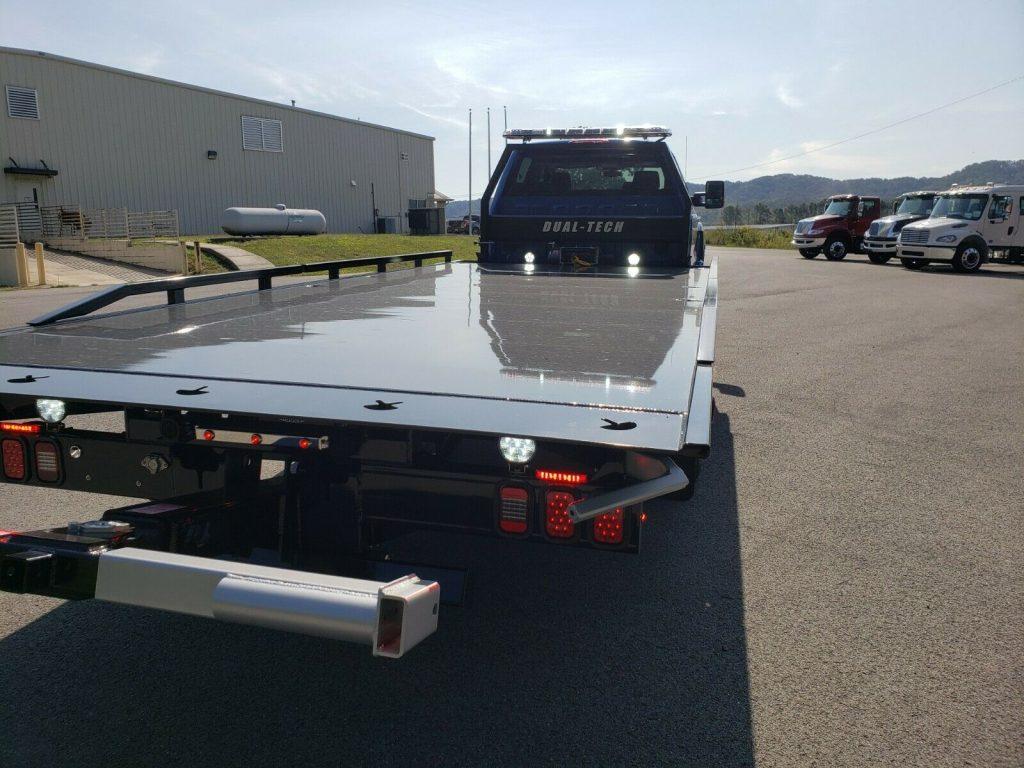 2019 International CV Crew Cab truck [well equipped]