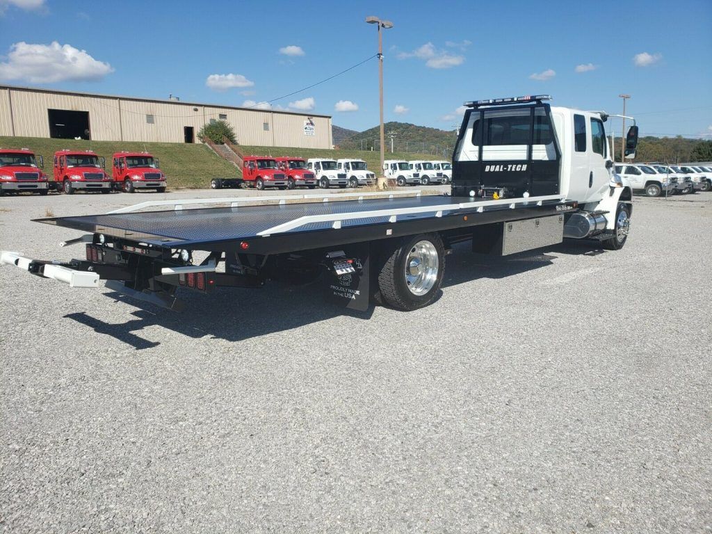 2020 International MV Extra Cab truck [optioned for heavy duty]