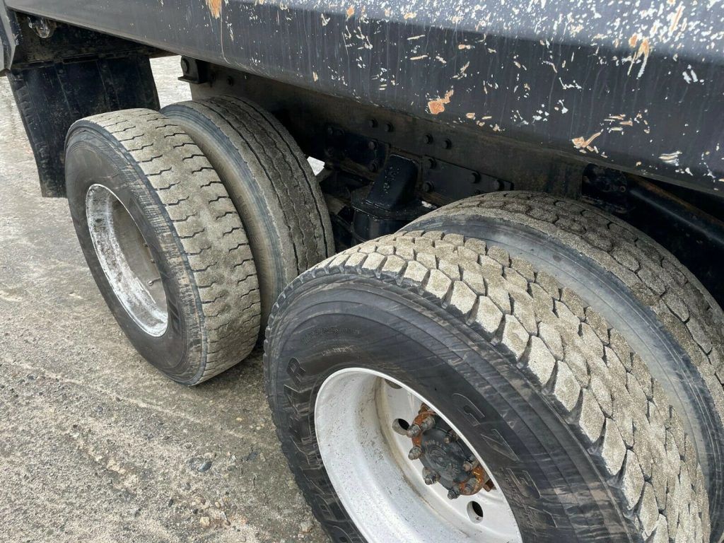 2003 Kenworth W900 dump truck [needs tlc]