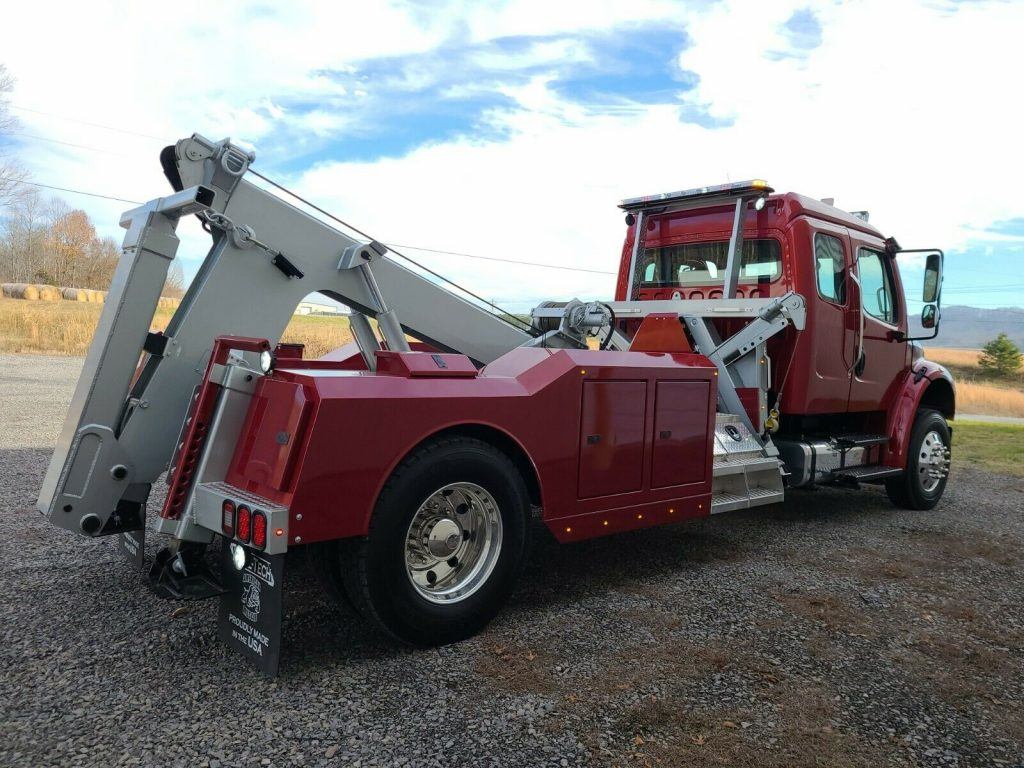 2020 Freightliner M2 Dual Tech Wrecker truck [loaded]