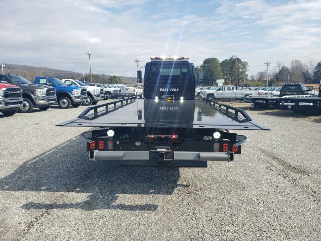 2020 International MV Extra CAB DUAL TECH truck [well equipped]