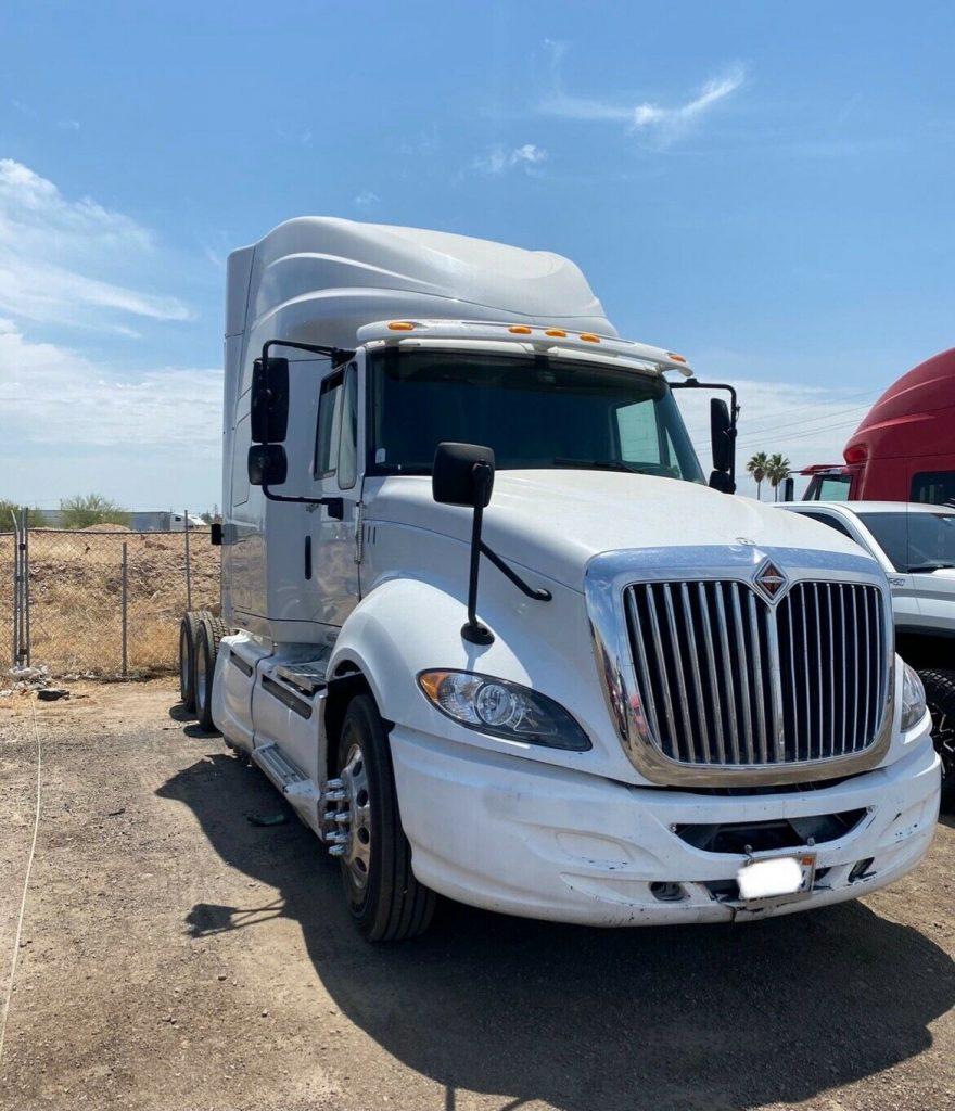 2011 International Prostar truck [new parts]