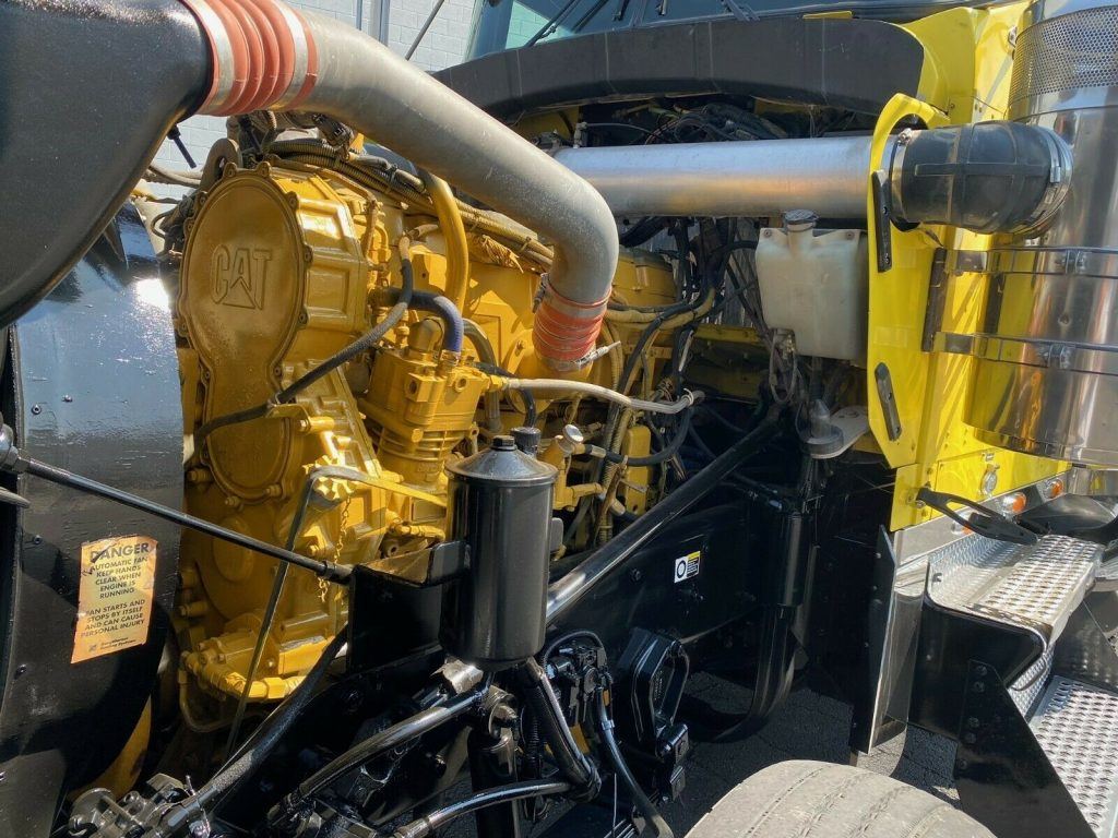 2004 Kenworth W900 truck [amazing truck front to back]