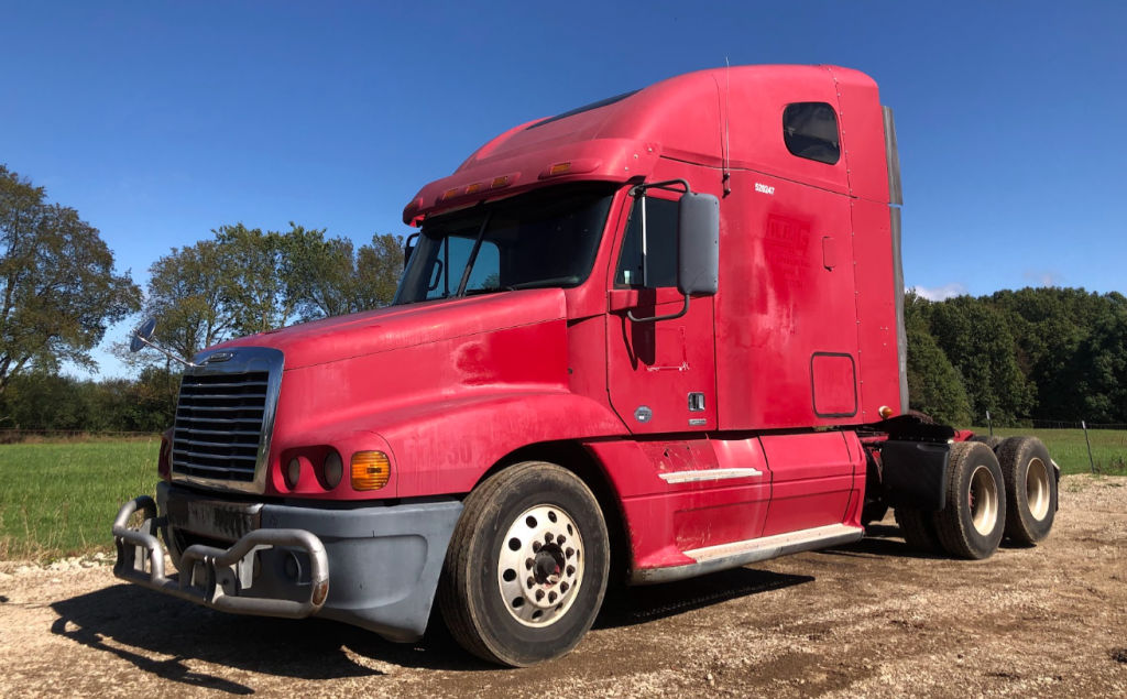 2010 Freightliner BIG Sleeper Detroit Diesel 13 SPD tractor [excellent running truck]