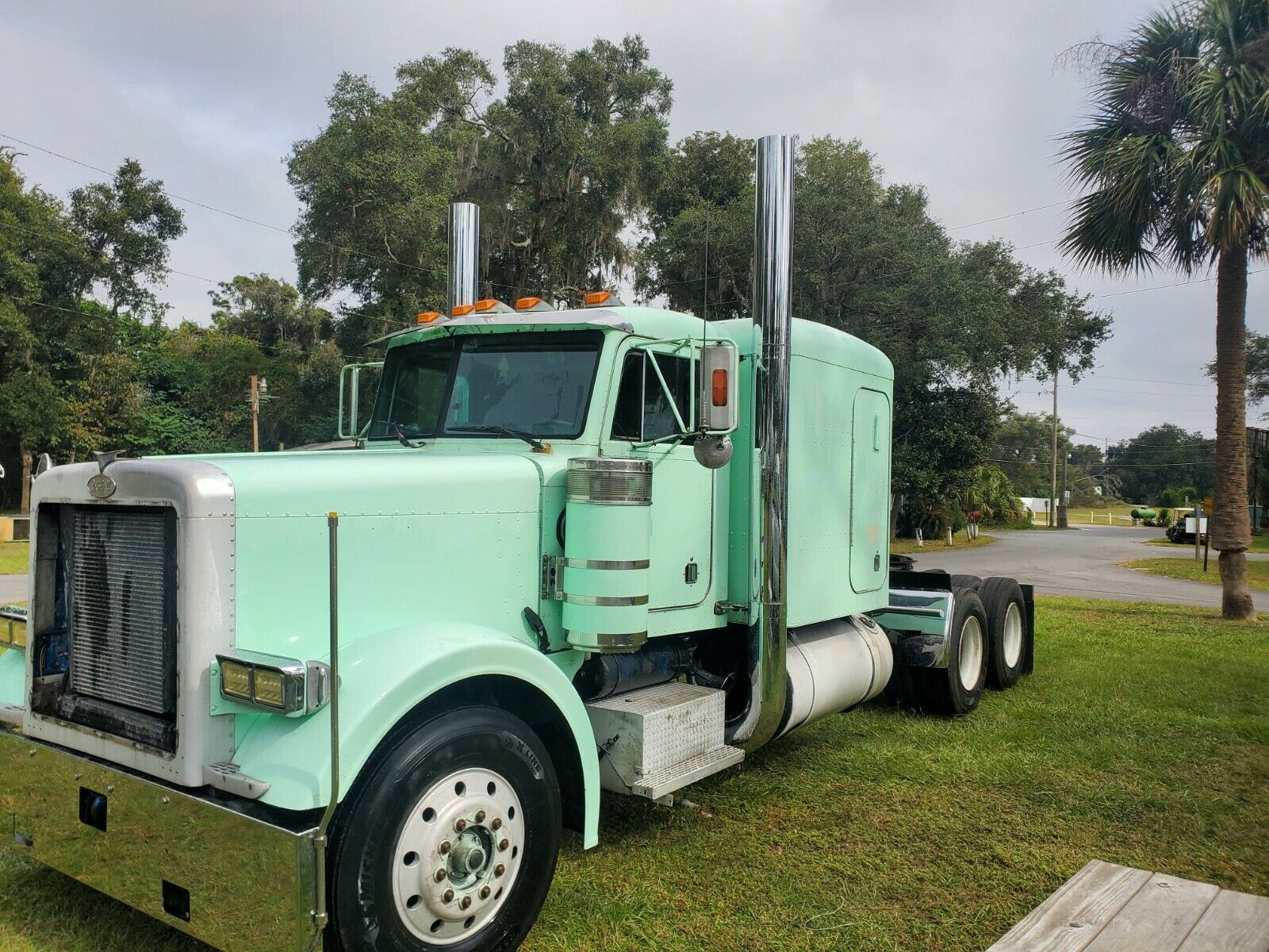 1991 Peterbilt 379 Short Hood truck [fresh overhaul and new parts] for sale