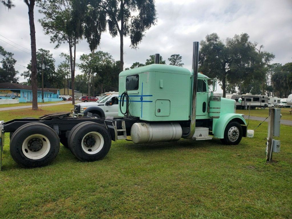 1991 Peterbilt 379 Short Hood truck [fresh overhaul and new parts]