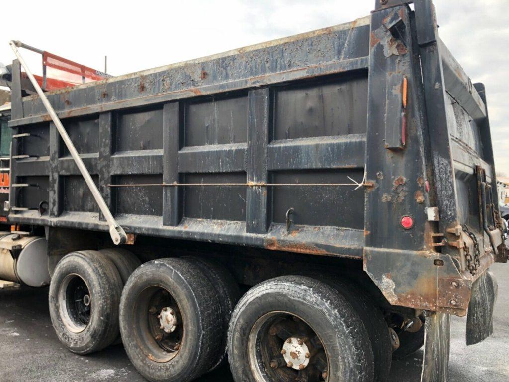 1996 Mack CL truck [well kept]