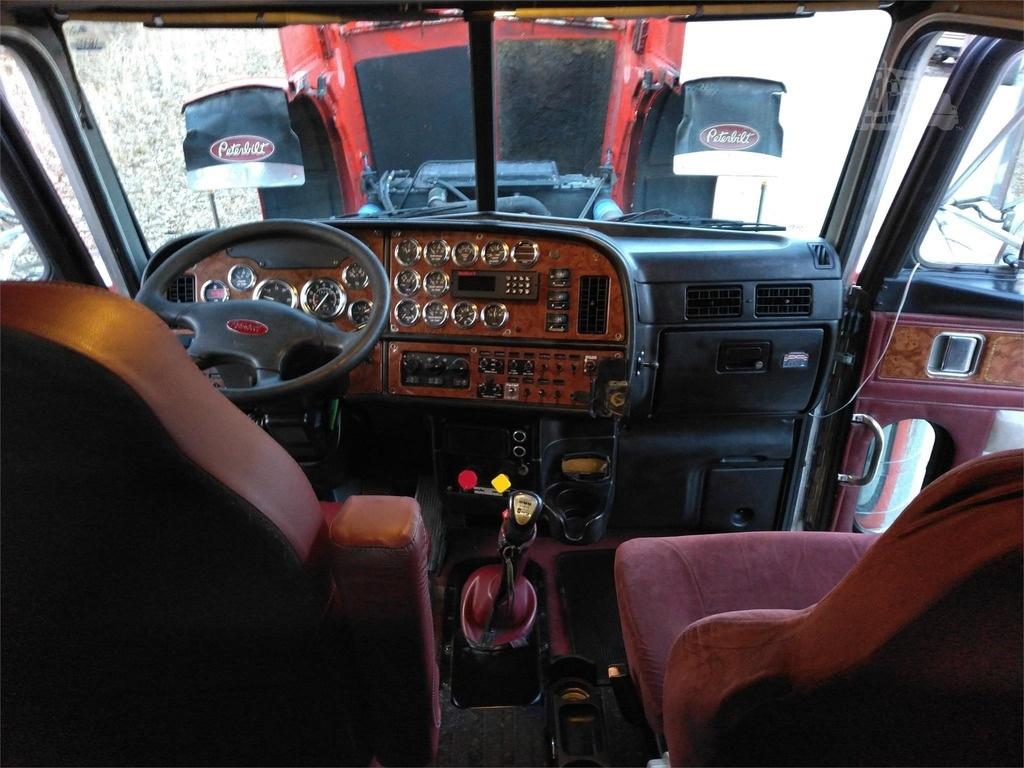 2002 Peterbilt 379EXHD Sleeper Semi truck [excellent inside and out]