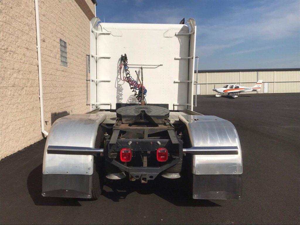 1990 Freightliner FLD 120 single axle CAT 3406B truck [converted to single axle]