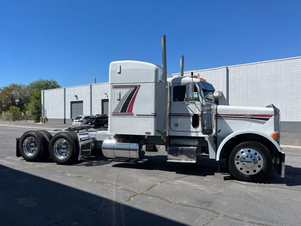 1994 Peterbilt 379 Sleeper truck [new parts]