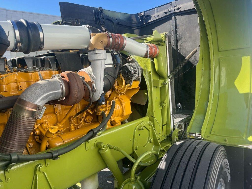 1995 Peterbilt 379 Sleeper truck [ready for work]