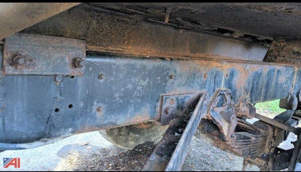 1977 Walters NCBS Truck with V Plow & Wings Snow Fighter