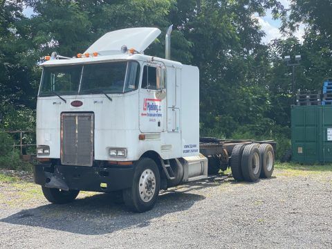 1988 Peterbilt 362 D AB with Sleeper truck [well maintained] for sale