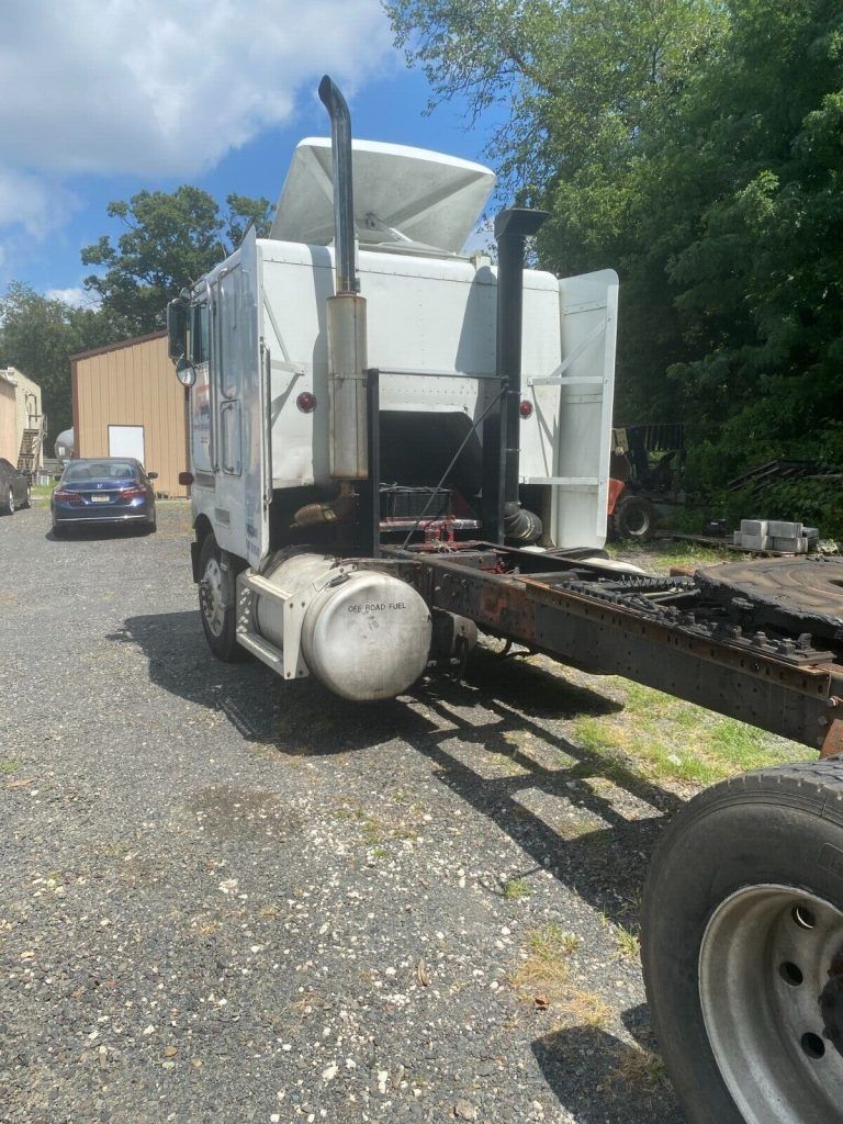 1988 Peterbilt 362 D AB with Sleeper truck [well maintained]