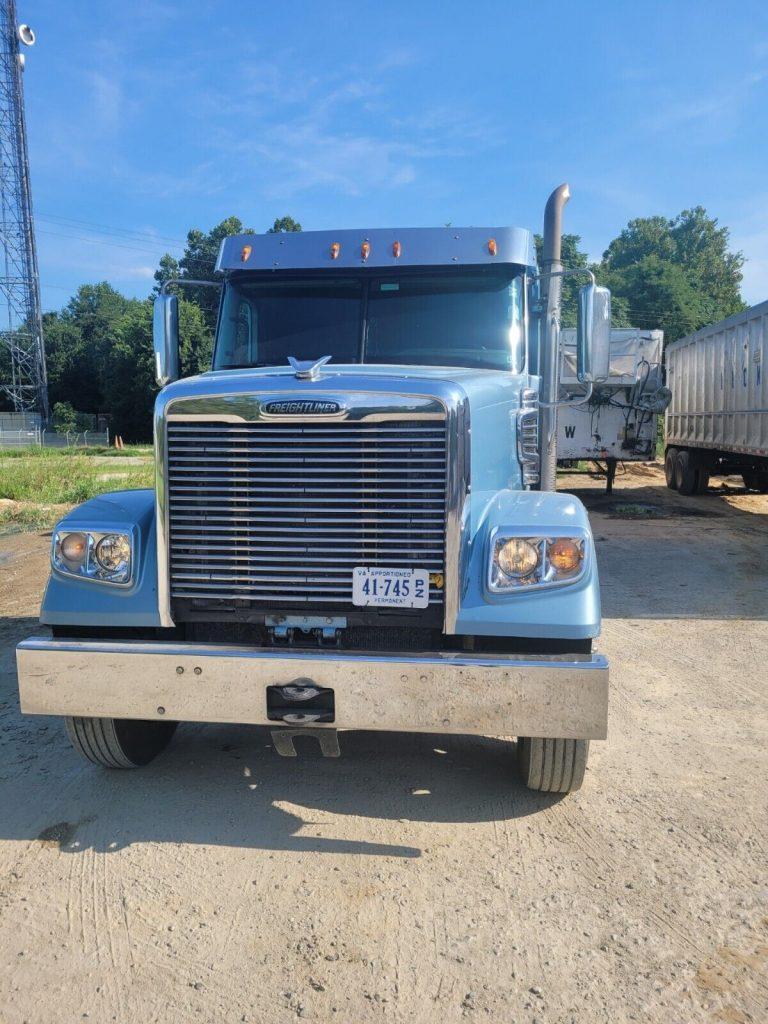 2016 Freightliner 122SD Cummins truck [serviced]