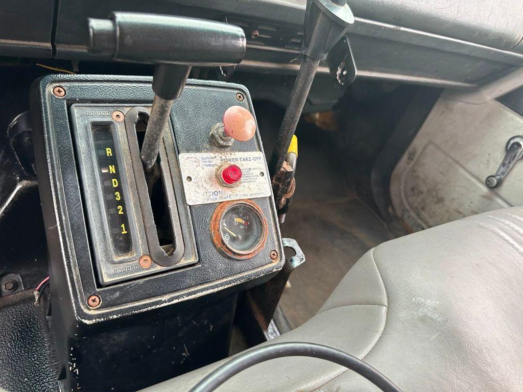 2000 GMC C7500 Dump Truck [7,2 l Caterpillar Diesel]