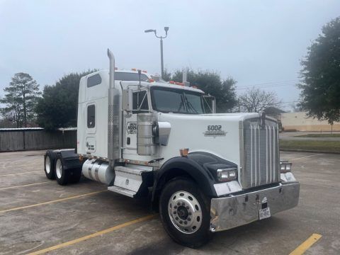 2007 Kenworth W900 Semi Truck Sleeper [very solid hauler] for sale