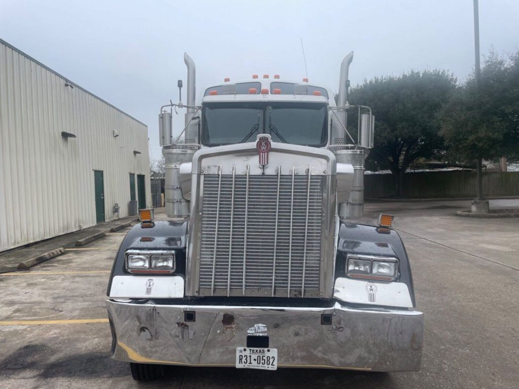 2007 Kenworth W900 Semi Truck Sleeper [very solid hauler]