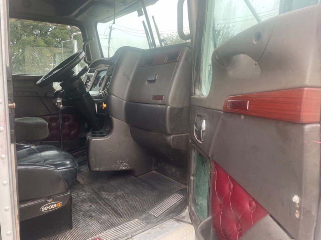 2007 Kenworth W900 Semi Truck Sleeper [very solid hauler]