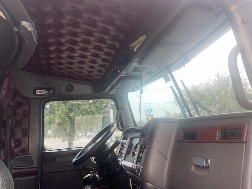 2007 Kenworth W900 Semi Truck Sleeper [very solid hauler]