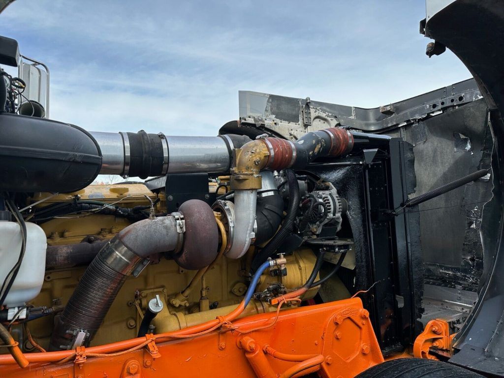 1994 Peterbilt 379 EXHD Sleeper [CAT Power]