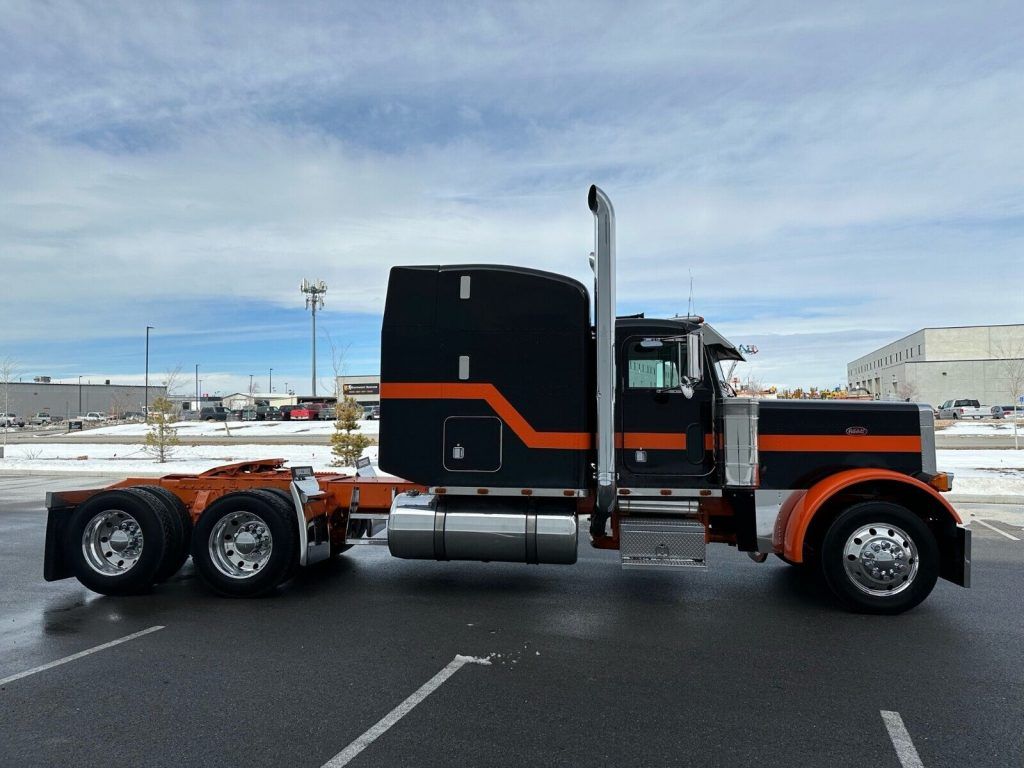 1994 Peterbilt 379 EXHD Sleeper [CAT Power]