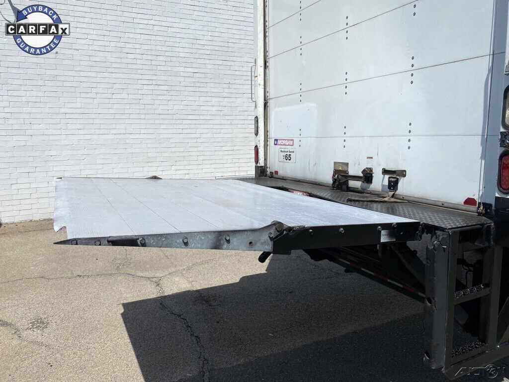 2012 Freightliner M2 26 FT