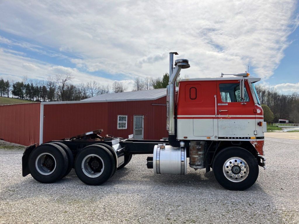 1973 International Transtar 4070A Cabover truck [318 Detroit Diesel]