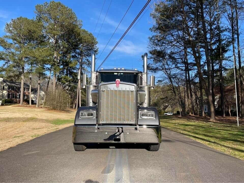 2013 Kenworth W900 truck [double frame conversion]