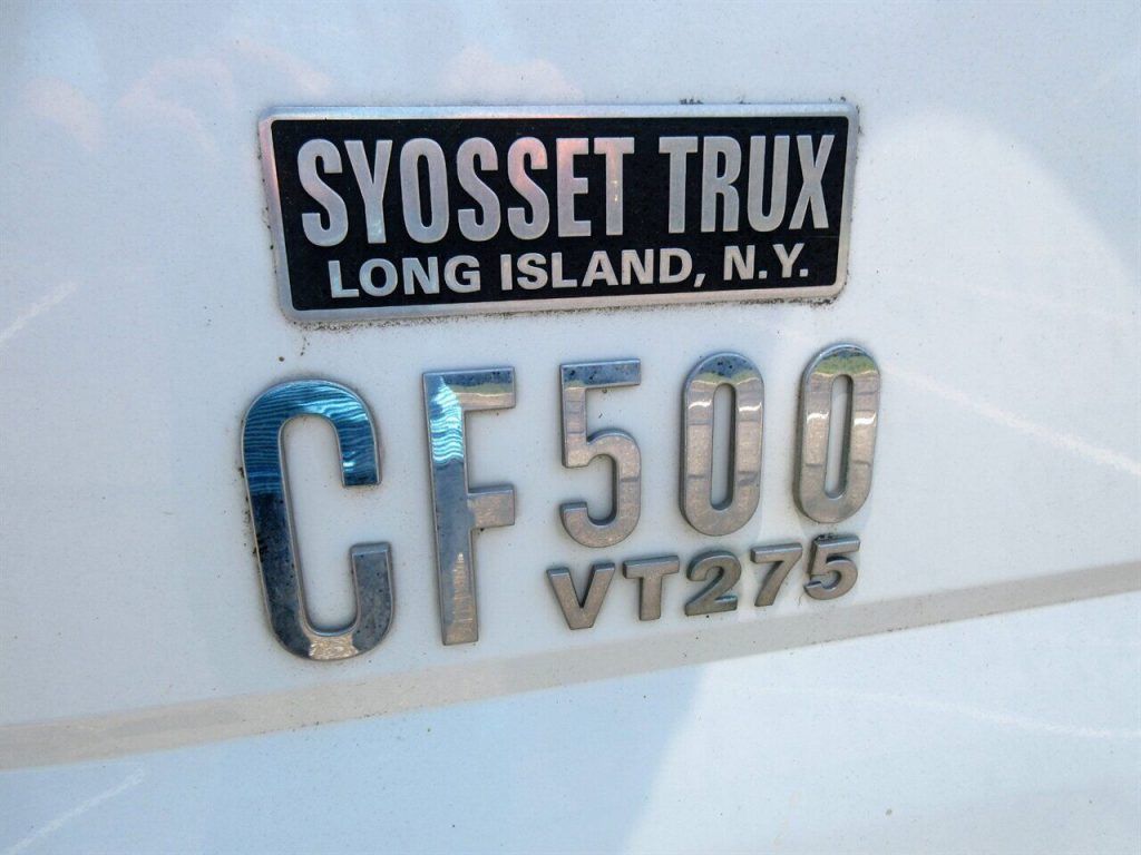 2006 International CF500 12′ Box Truck [extremely clean]