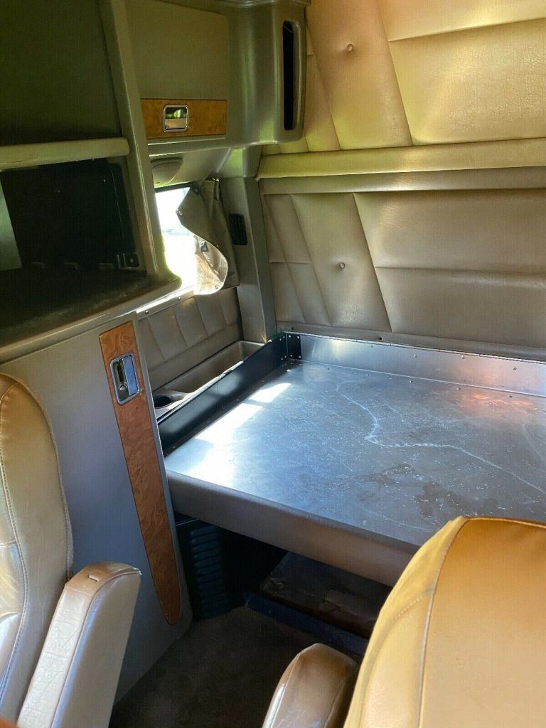 2006 Peterbilt 379 truck [great shape]