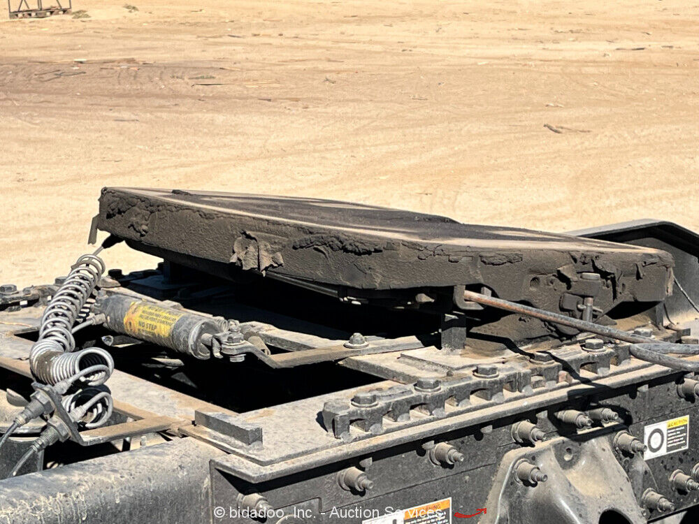 2022 Peterbilt 579 T/A truck [very clean]