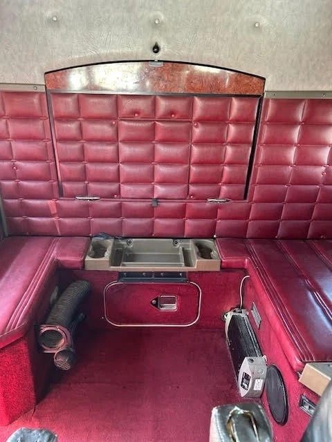 2000 Peterbilt 379 & Wilson Aluminum Flatbed Trailer