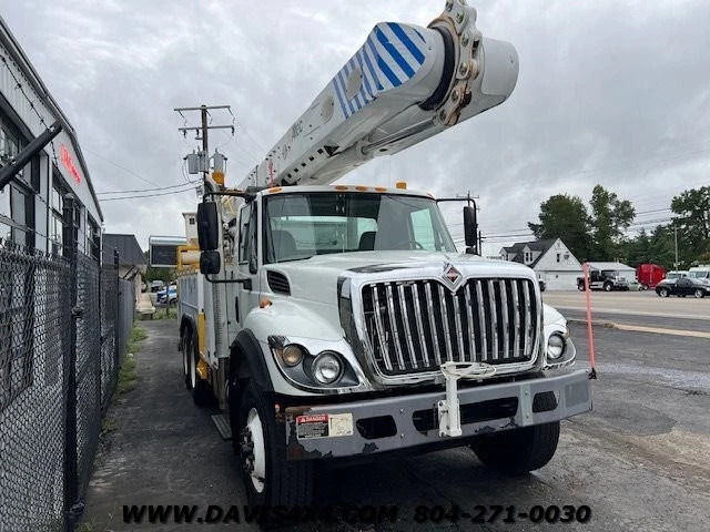 2013 International Workstar Utility 7400 Altec 60′ Material Handling Bucket