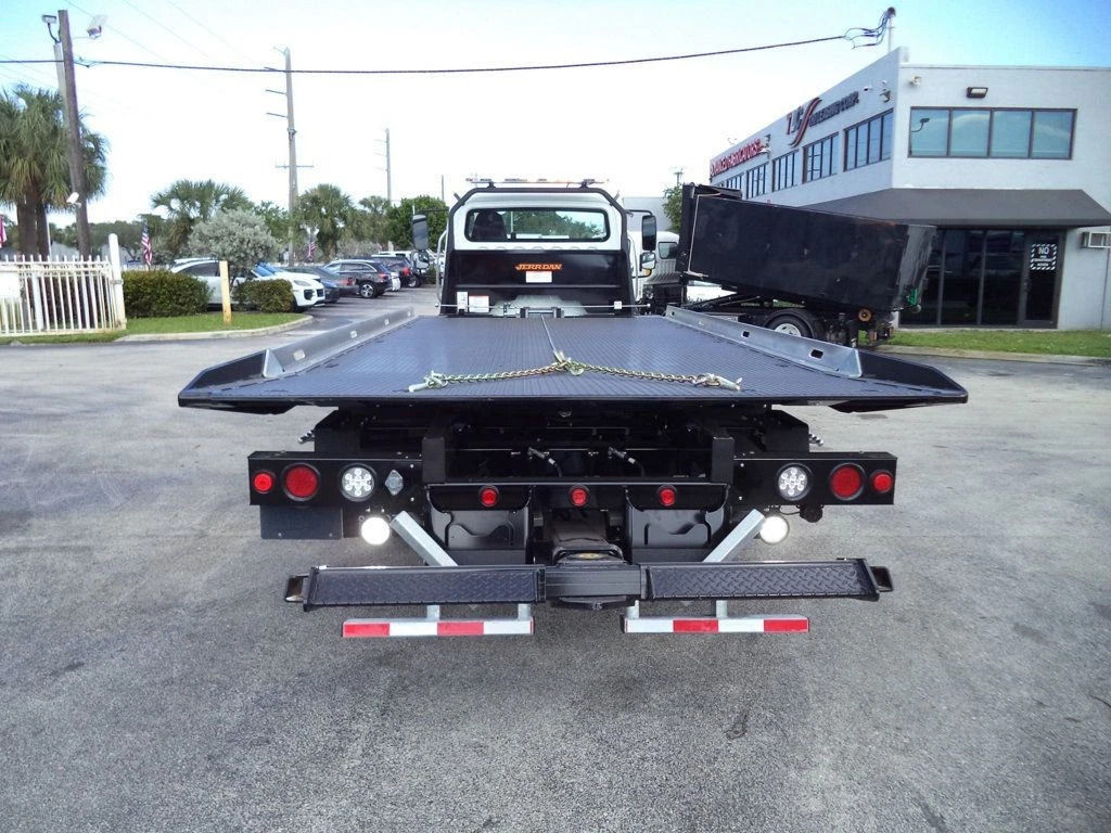 2019 Freightliner M2 106 w/ Brand New 22` Jerrdan 6 Ton XLP Car Carrier Rollback