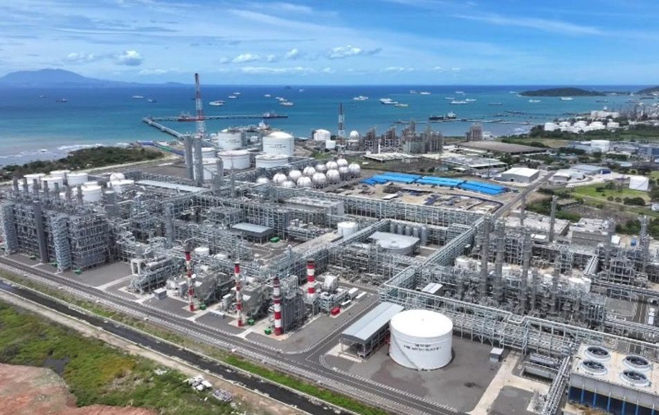 PABRIK LOTTE CHEMICAL INDONESIA