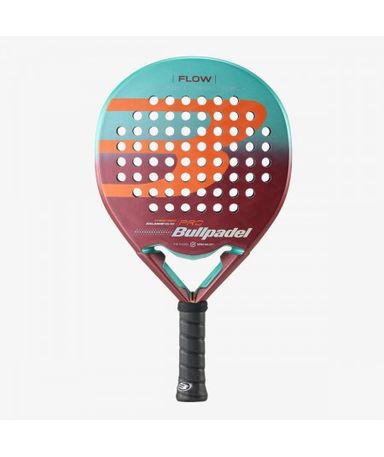 Bullpadel FLOW WOMAN 22 vs Bullpadel Flow Light 22