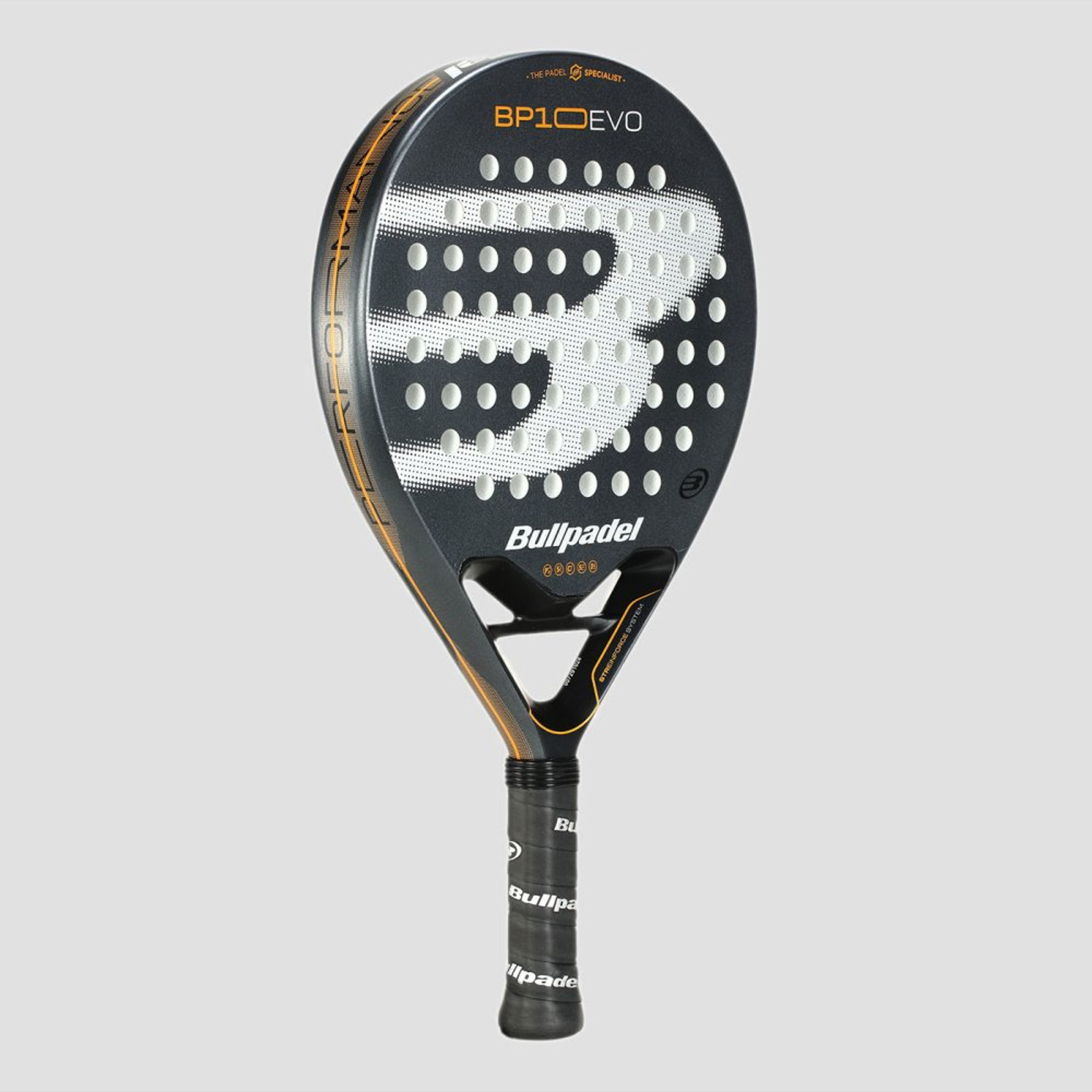 Bullpadel BP10 EVO 25 padel racket – angled view
