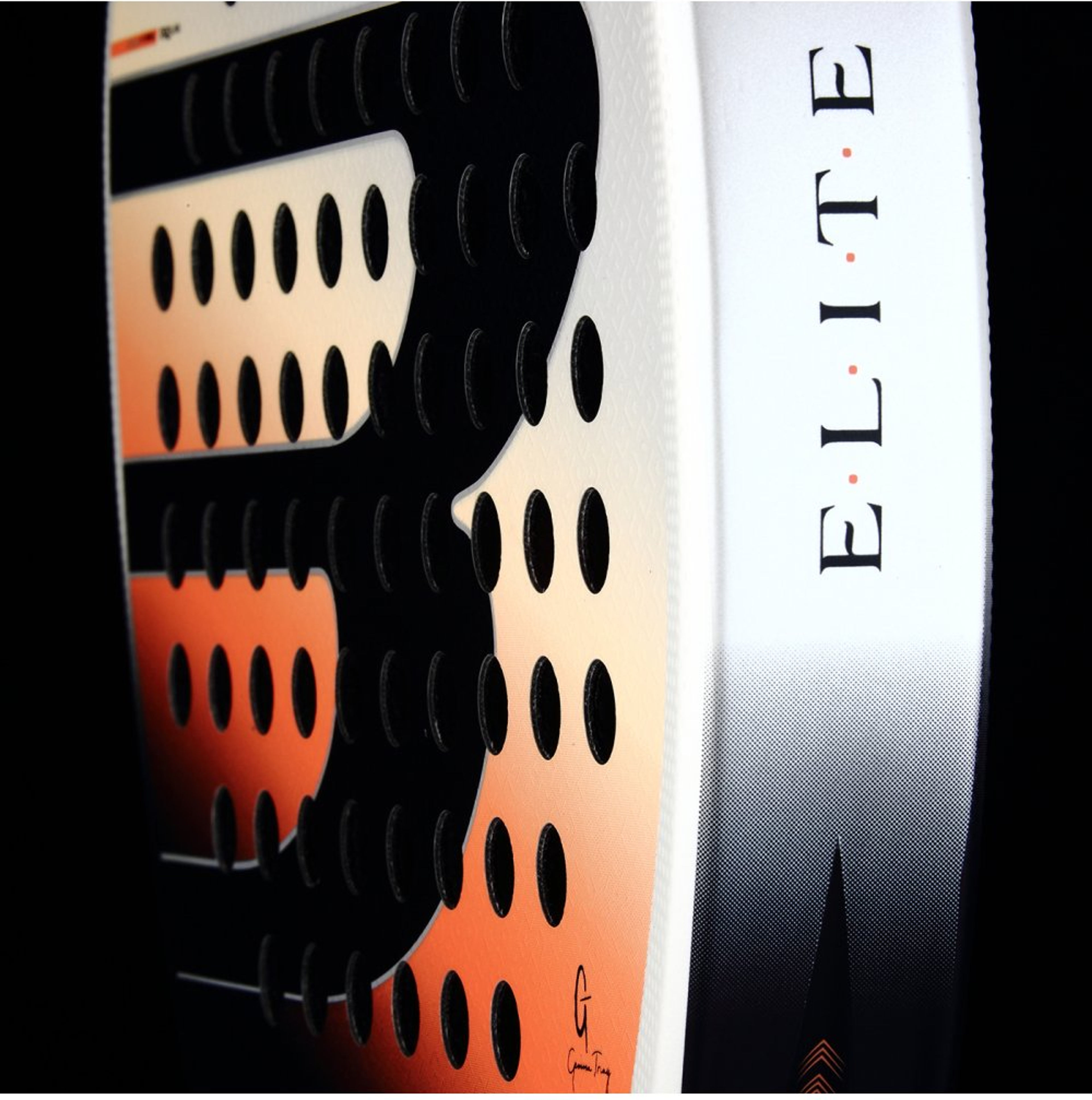 Bullpadel ELITE W 26 padel racket – horizontal side view