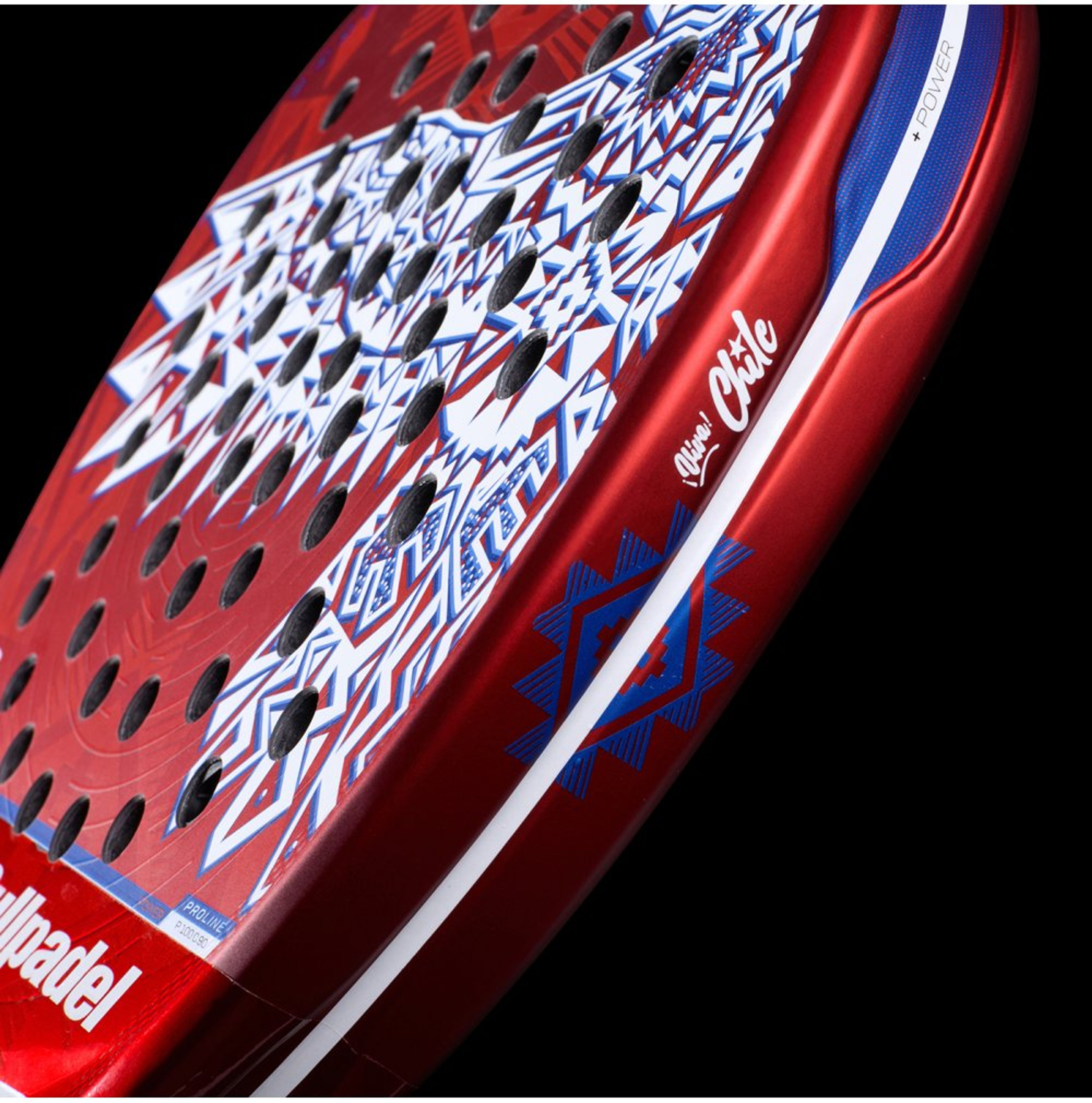 Bullpadel HACK 04 25 CHILE padel racket – horizontal side view