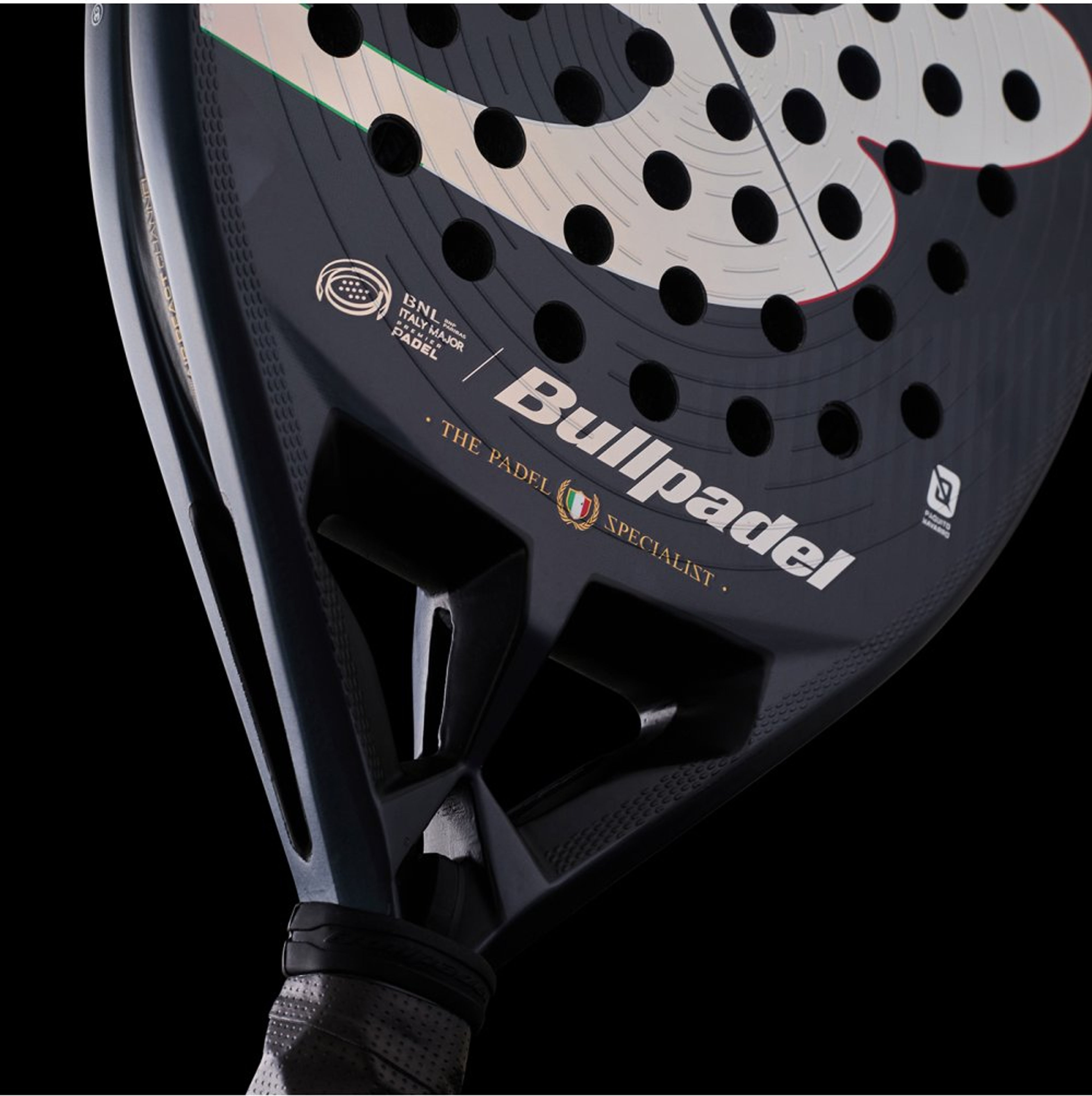 Bullpadel HACK 04 25 ITALY padel racket – core detail