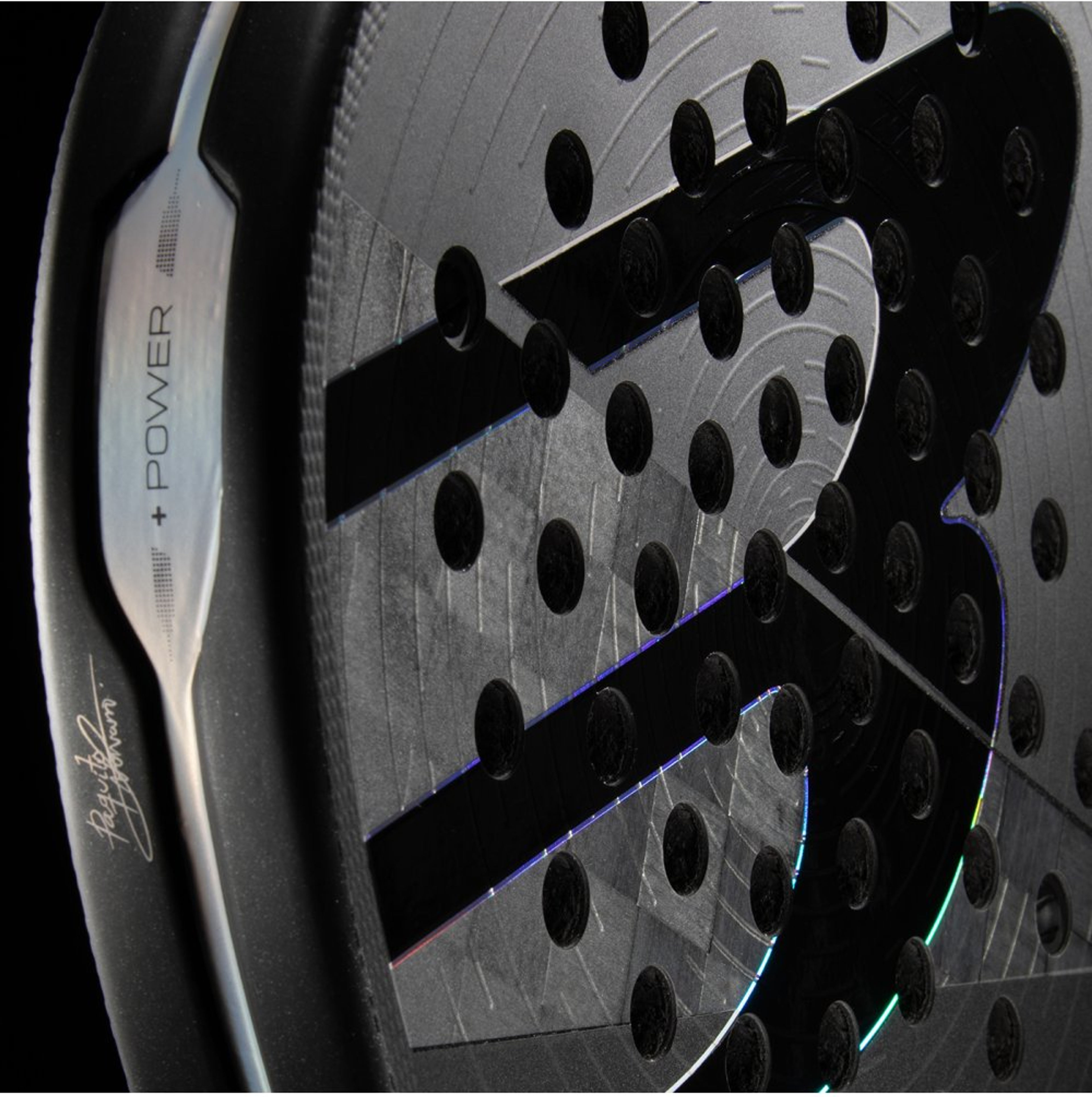 Bullpadel HACK 04 HYB 26 padel racket – horizontal side view