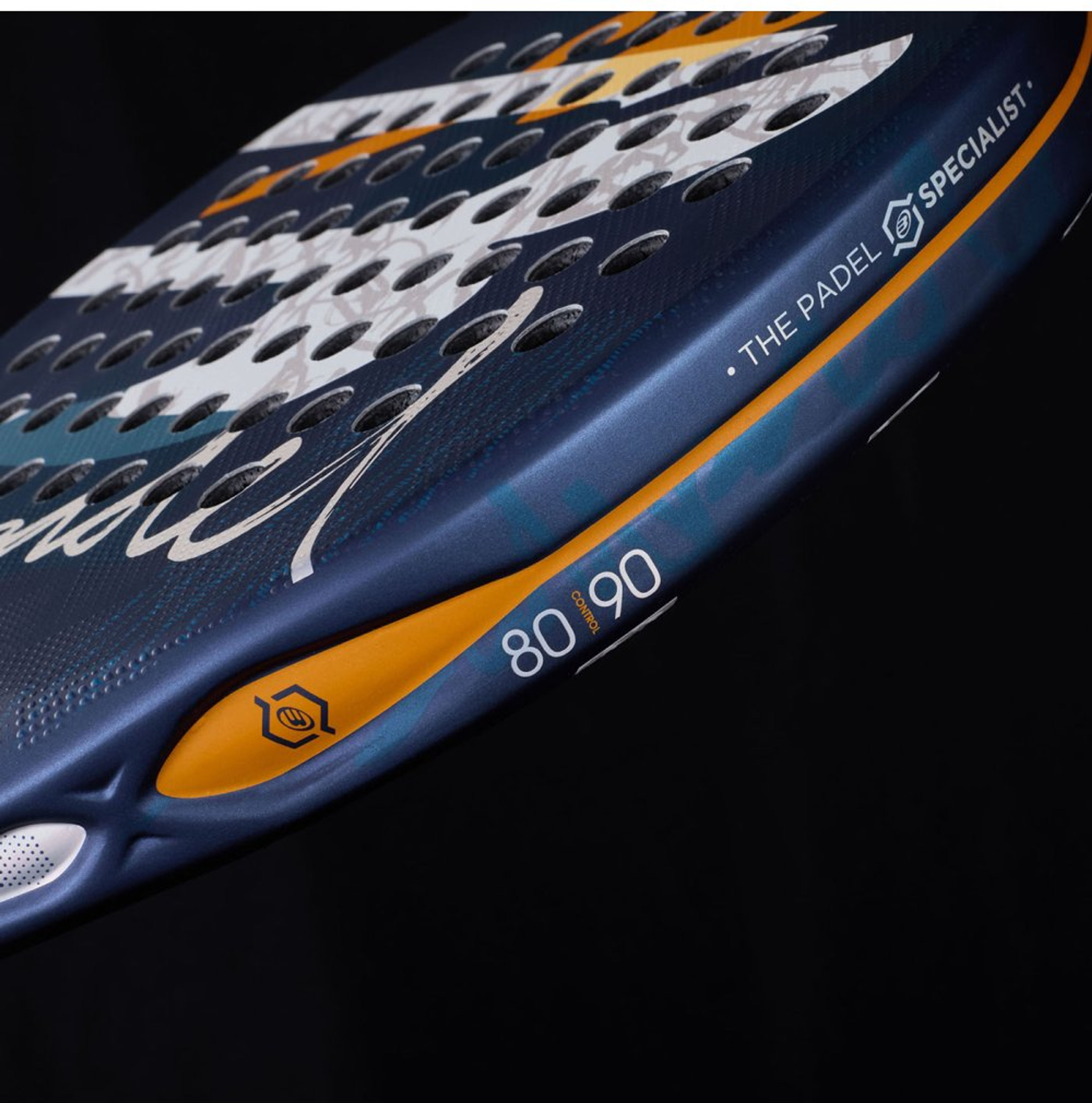Bullpadel IONIC CONTROL 25 padel racket – horizontal side view