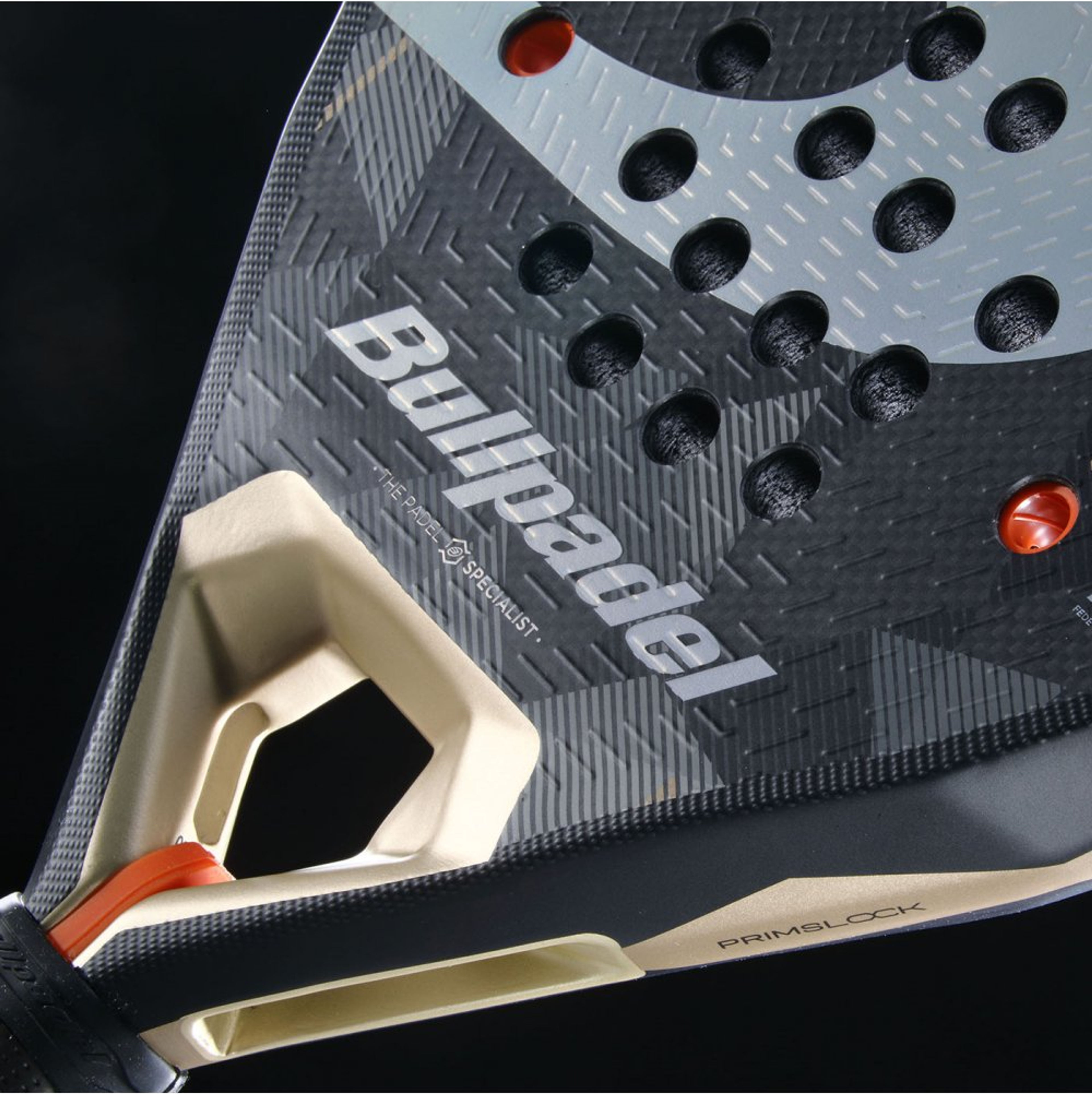 Bullpadel NEURON 02 pala de pádel – detalle del núcleo