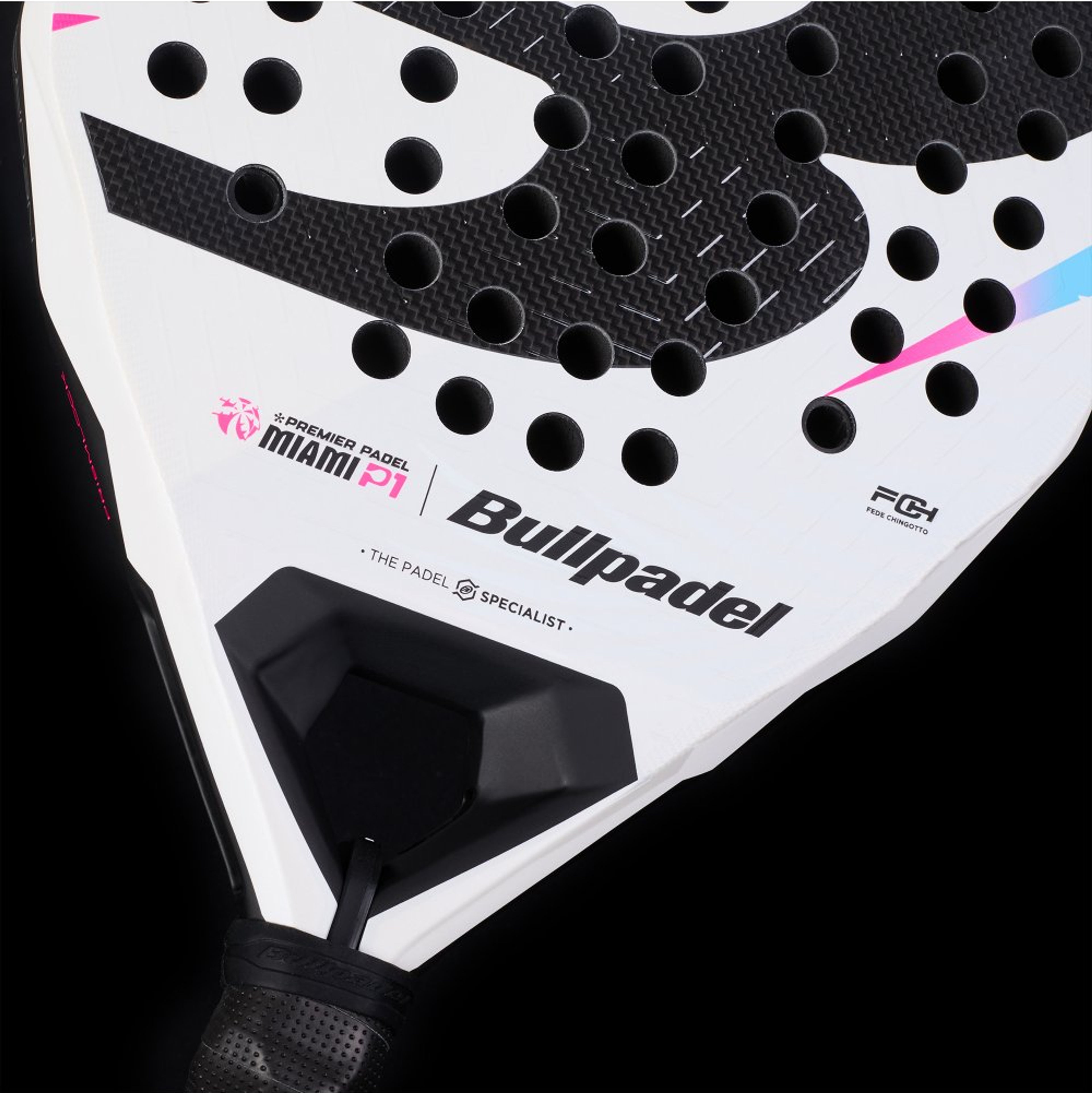 Bullpadel NEURON 02 EDGE MIAMI 26 BLANCO padel racket – core detail