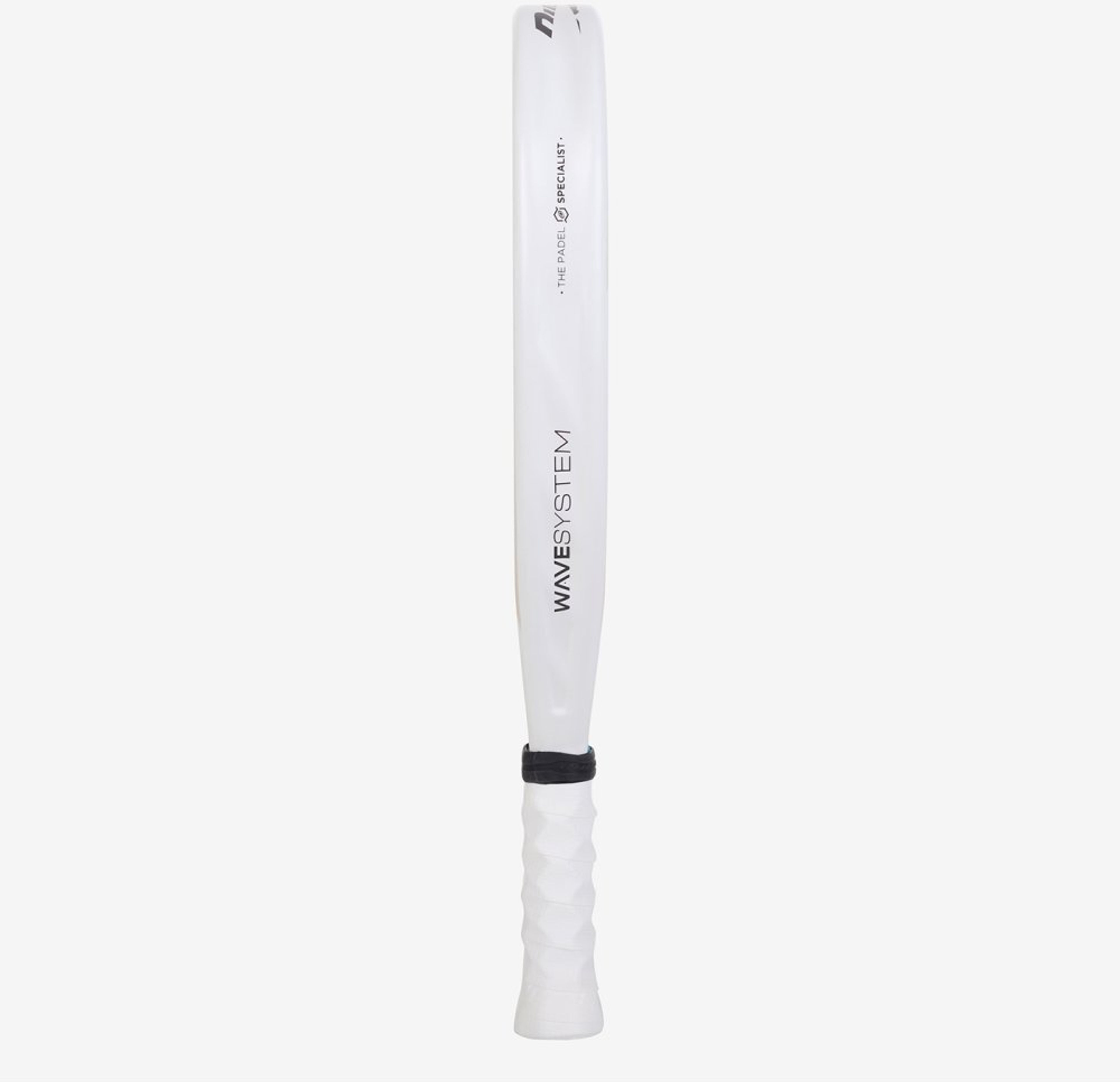 Bullpadel Neuron Cloud 25 padel racket – left side view