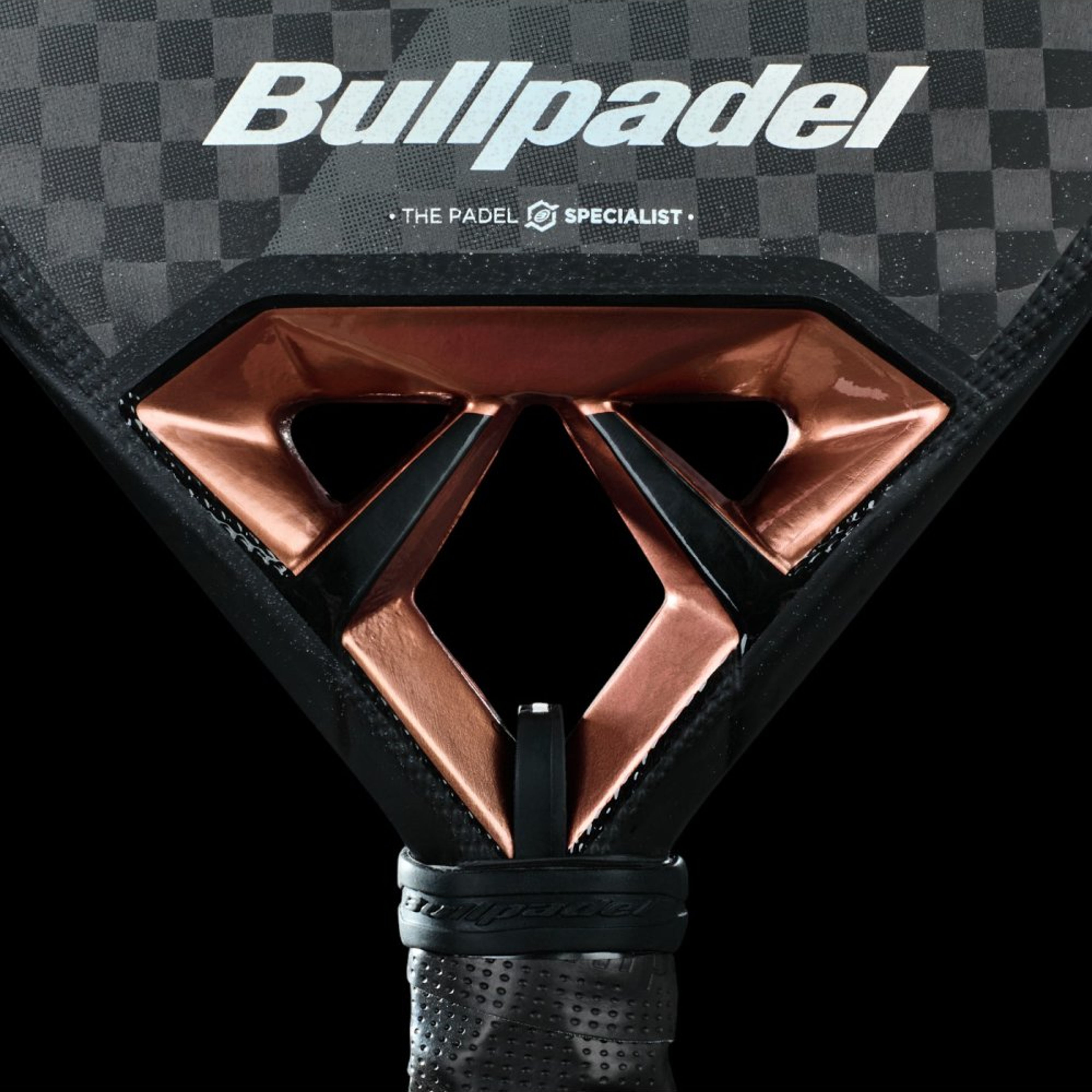 Bullpadel VERTEX 04 25 padel racket – core detail