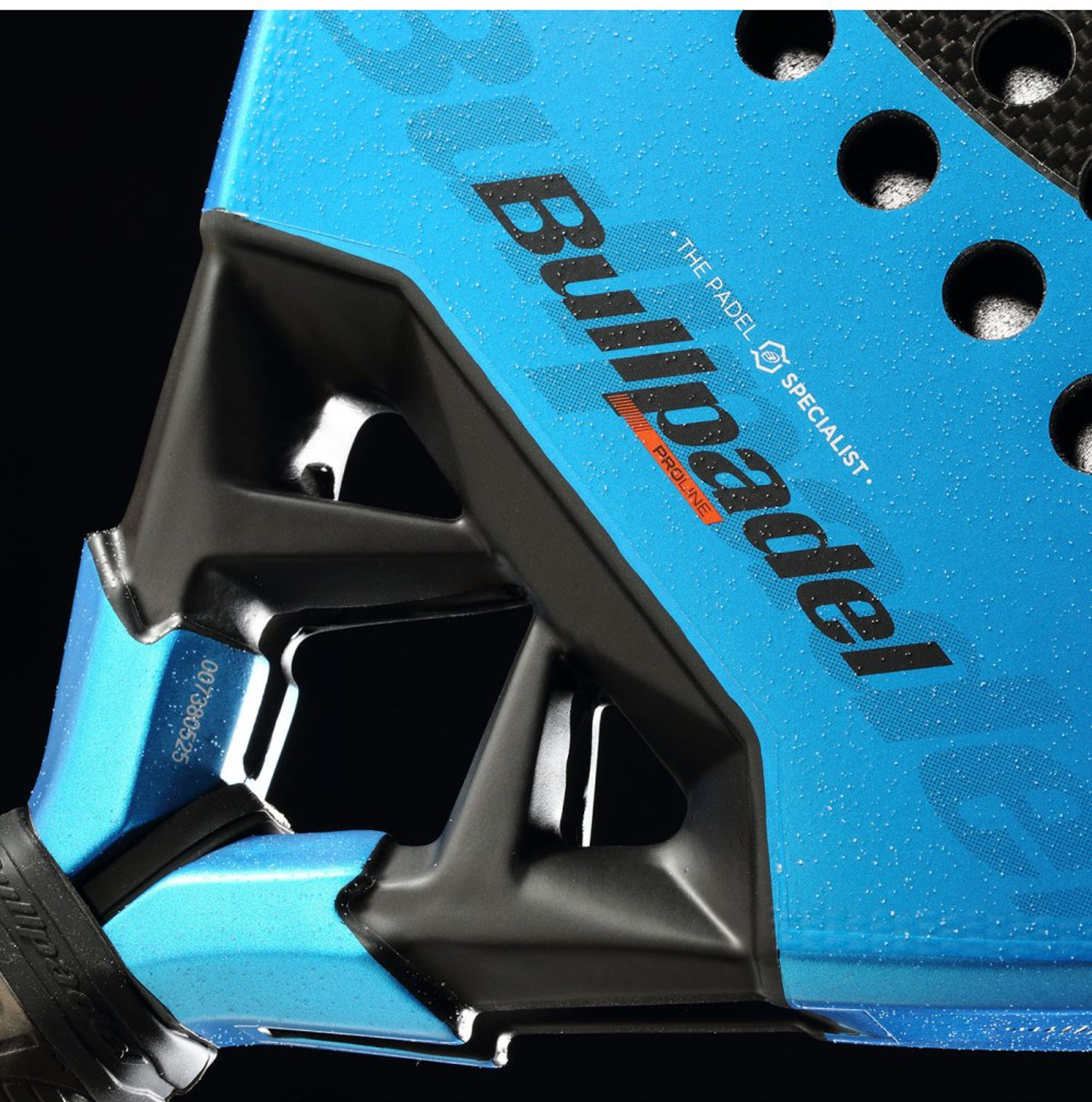 Bullpadel VERTEX 05 GEO padel racket – core detail